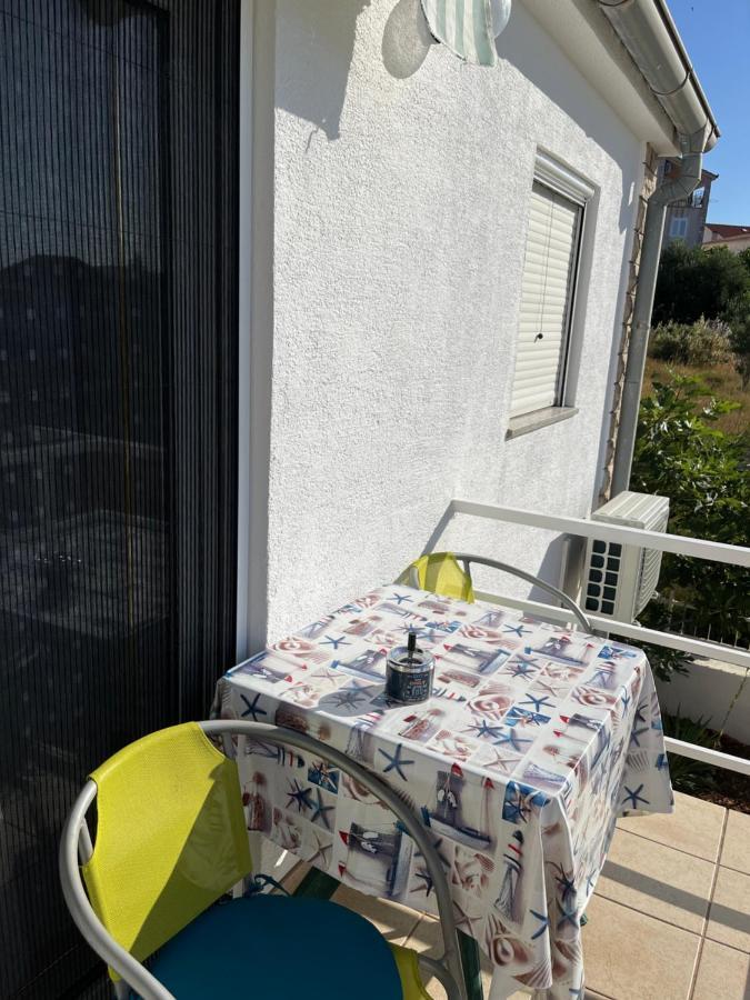 Apartmani Zvijezda Рогозница Екстериор снимка