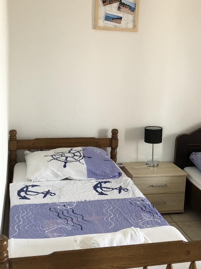 Apartmani Zvijezda Рогозница Екстериор снимка