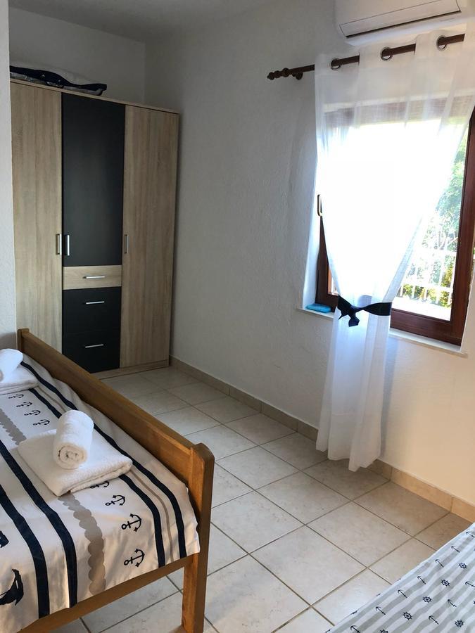 Apartmani Zvijezda Рогозница Екстериор снимка