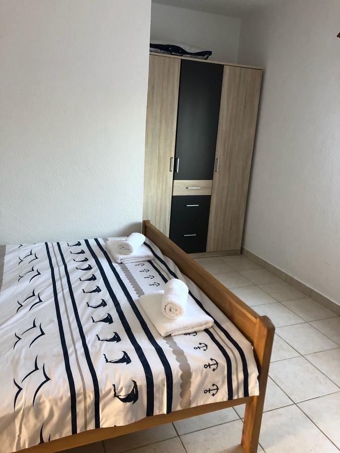 Apartmani Zvijezda Рогозница Екстериор снимка